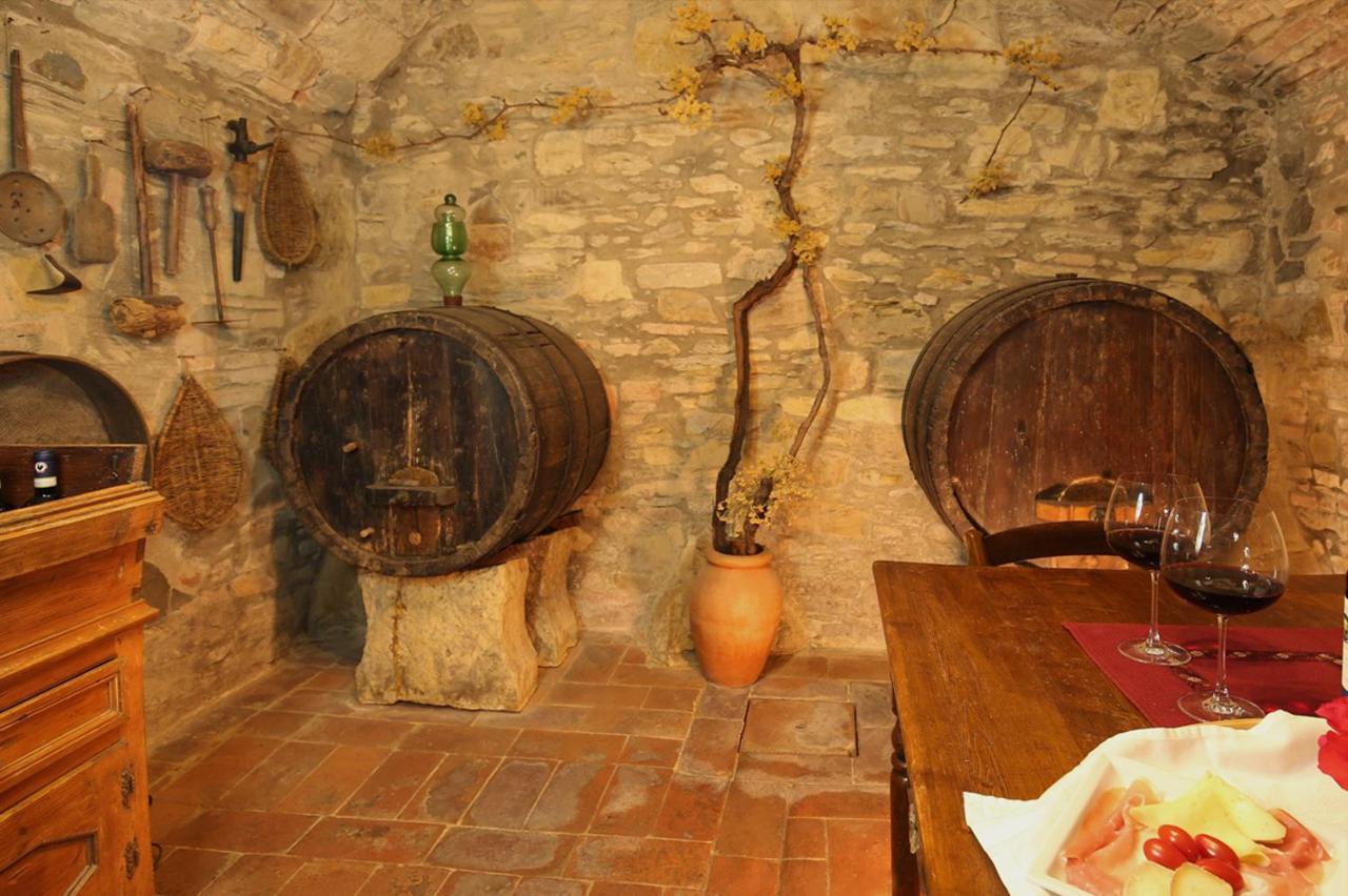 Apartment In B&B Del Giglio San Donato in Poggio Extérieur photo