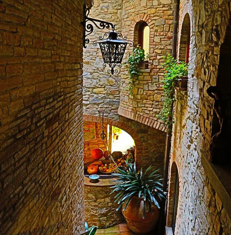 Apartment In B&B Del Giglio San Donato in Poggio Extérieur photo