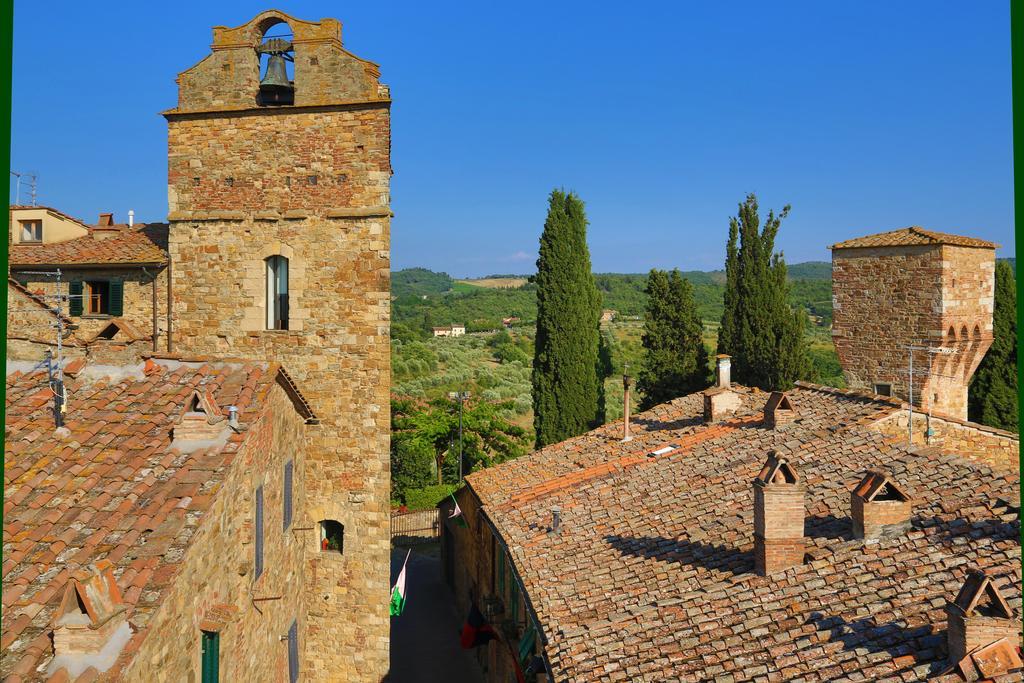 Apartment In B&B Del Giglio San Donato in Poggio Extérieur photo